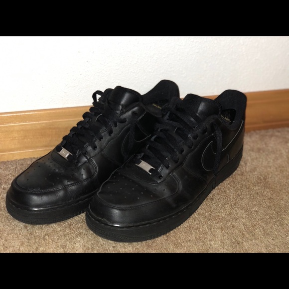 Nike air forces - Picture 3 of 3